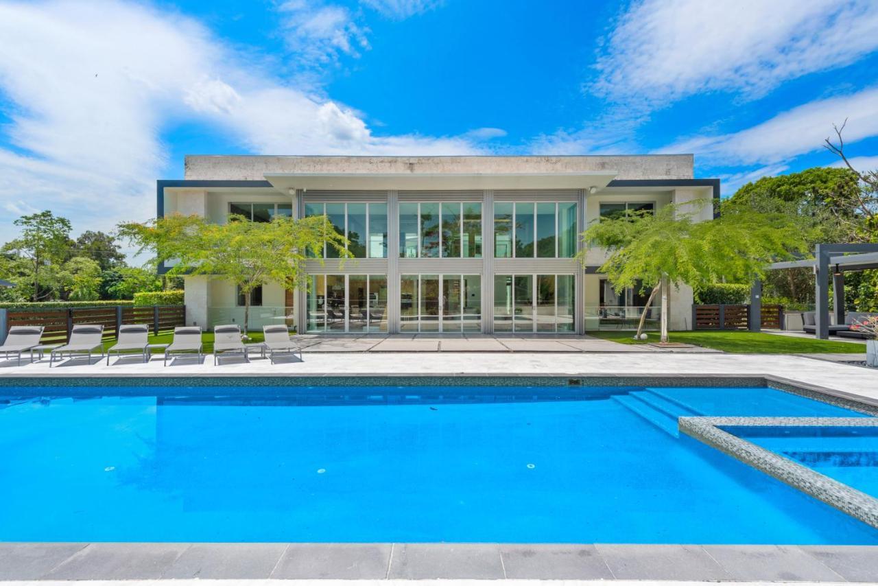 Modani Estate Miami Luaran gambar