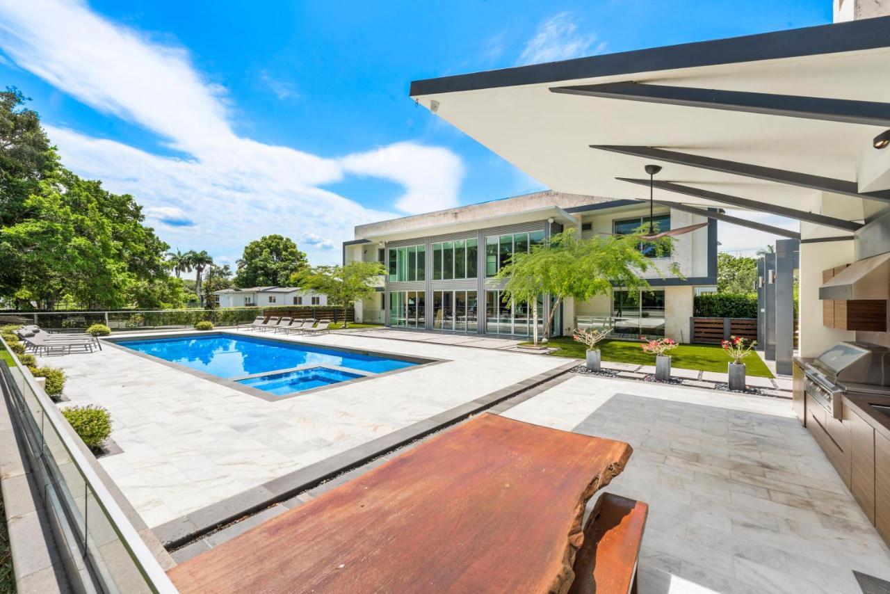 Modani Estate Miami Luaran gambar